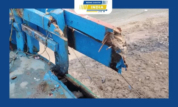 இலங்கை கடற்படை ஏழு மீனவர்களை தாக்கி வலையை வெட்டி கடலில் வீசி விரட்டி அடித்துள்ளனர்.