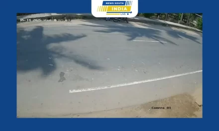 பெருந்துறை அருகே பாரம் ஏற்றி வந்த லாரி கவிழ்ந்து விபத்துக்குள்ளாகும் சிசிடிவி காட்சிகள் தற்போது வெளியாகி பெரும் பரபரப்பை ஏற்படுத்தியுள்ளது