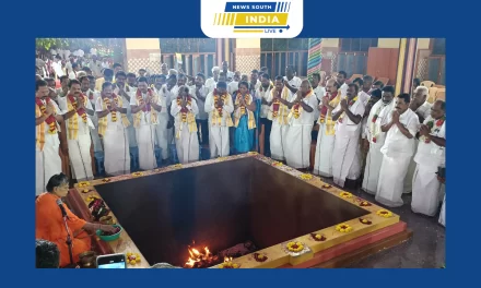 முசிறி அருகே அதிமுக ஆட்சி தமிழகத்தில் அமைய வேண்டி பெண் துறவிகளைக் கொண்டு சிறப்பு யாகவேள்வி -முன்னாள் அமைச்சர்கள், எம்எல்ஏக்கள் பங்கேற்பு .