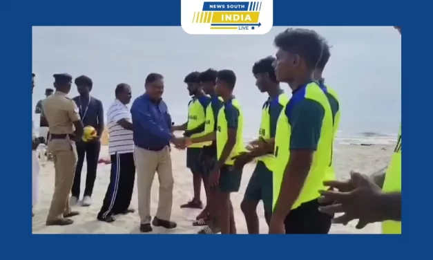 தமிழ்நாடு பீச் த்ரோபால் சங்கம் மற்றும் ராமநாதபுரம் மாவட்ட பீச் த்ரோபால் சங்கம் இணைந்து முதல் சீனியர் ஸ்டேட் லெவல் த்ரோபால் விளையாட்டுப் போட்டிகள் இராமநாதபுரம் அடுத்த ஆற்றங்கரை கடற்கரையில் நடைபெற்று வருகிறது .