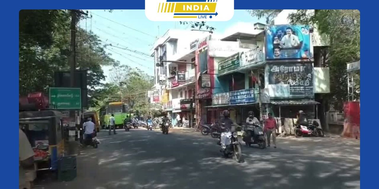 கன்னியாகுமரி மாவட்டம்குளச்சல் அருகே உடல் எடையை குறைக்க யூ டியூப் பார்த்து உணவுகளை சாப்பிடாமல் பழங்களை மட்டும் சாப்பிட்டு வந்த சிறுவன் மூச்சுத்திணறி உயிரிழப்பு.