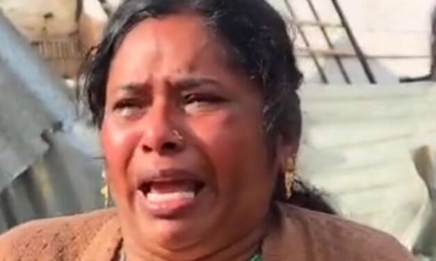 📰 நீலகிரி: உதகை ஏடிசி பேருந்து நிலையம் சுற்றுவட்டாரத்தில் ஆக்கிரமிப்பு அகற்றுதல் நடவடிக்கை பரபரப்பை ஏற்படுத்தியது 🚌⚠️