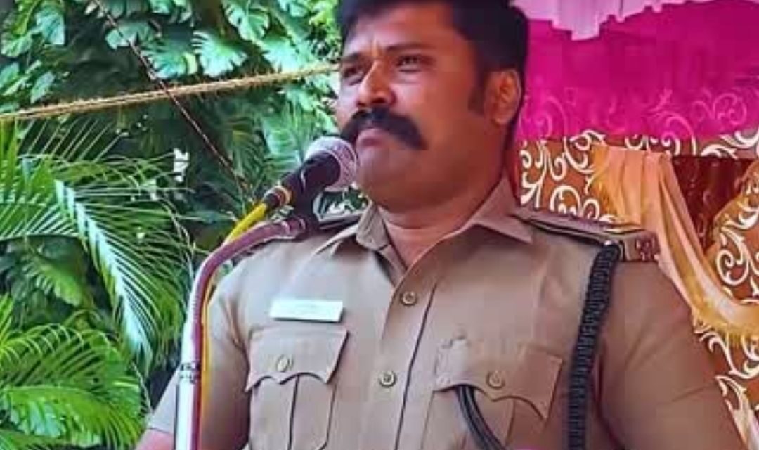 புலிகளைப் பார்த்து பள்ளி மாணவர்கள் கற்றுக் கொள்ள வேண்டிய பண்புகள் – வன அதிகாரி டாக்டர் எஸ். சதீஷ்குமார் 🌿🐅