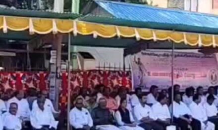 நாகர்கோவில் வழக்கறிஞர்கள் இன்று நீதிமன்ற புறக்கணிப்பு மற்றும் உண்ணாவிரத போராட்டத்தில் ஈடுபட்டனர்.